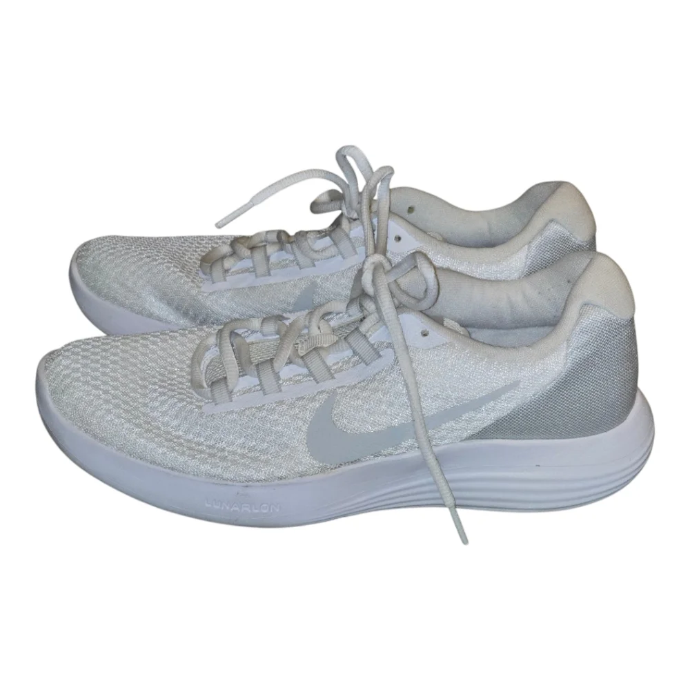 Nike Women's Lunarconverge White/Pure Platinum Wolf Grey‎ Running Shoes Sneakers